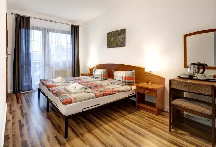 تختخواب و صبحانه Willa Drako