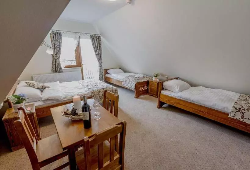 Aamiaismajoitus (B&B) Willa Skałka