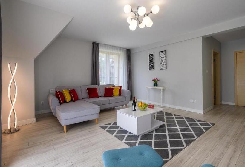 Bory6a Apartamenty & Free Parking