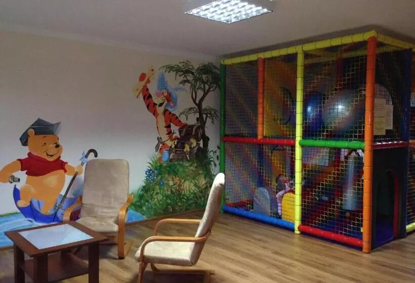 Majatalo Willa Pod Dębami