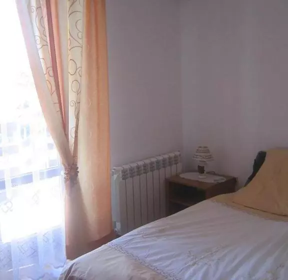 Majatalo Willa Pod Dębami