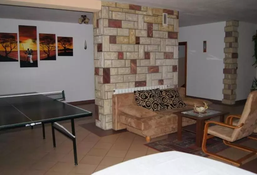 Majatalo Willa Pod Dębami