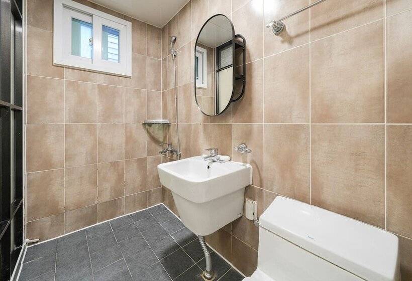 בית מלון כפרי Less Seoul