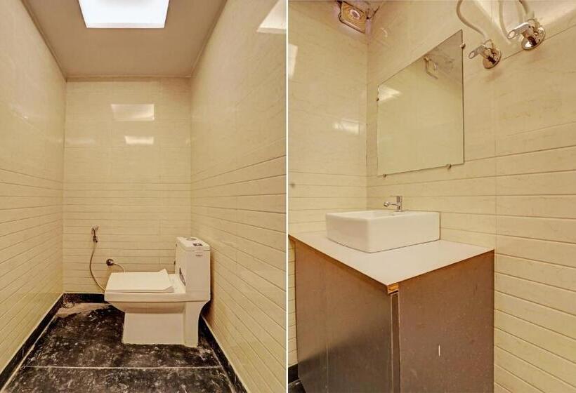 Fabhotel Grand Villa