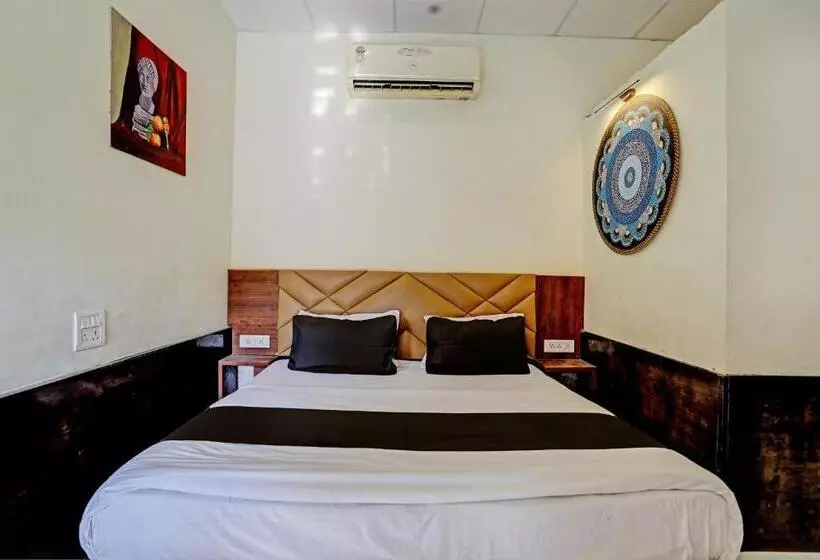 Fabhotel Grand Villa
