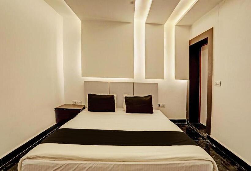 Fabhotel Grand Villa