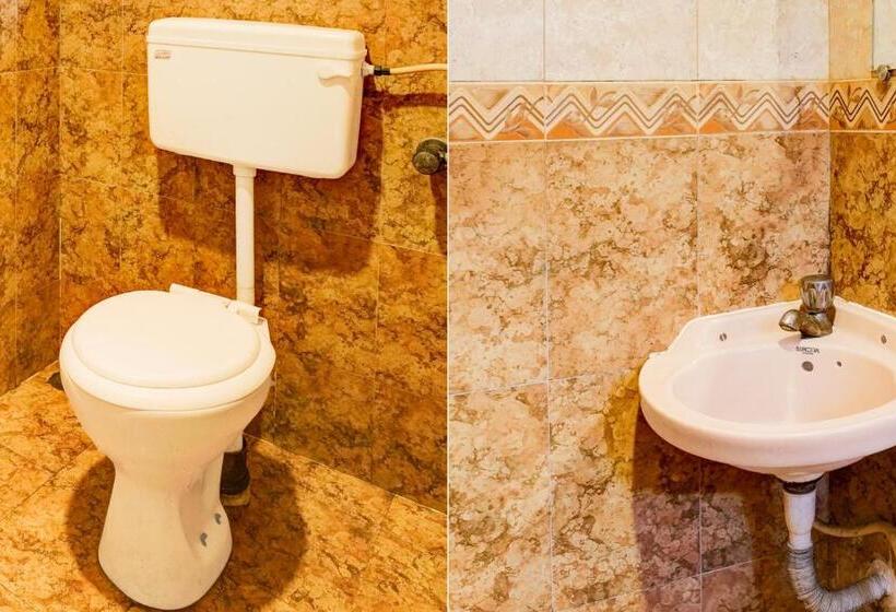 Fabhotel Grand Villa