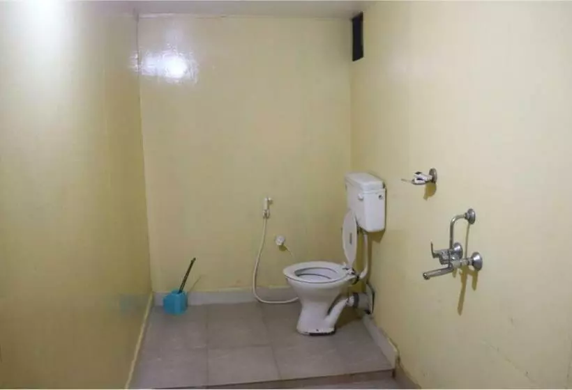 پانسیون Kamaxi Beach Resort Polem