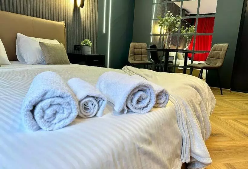 تختخواب و صبحانه Elegance By Magic Apartments