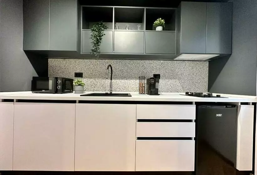 تختخواب و صبحانه Elegance By Magic Apartments