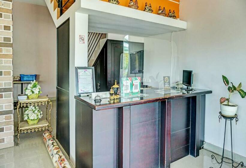 Capital O 92187 Hotel Sekar Sunja