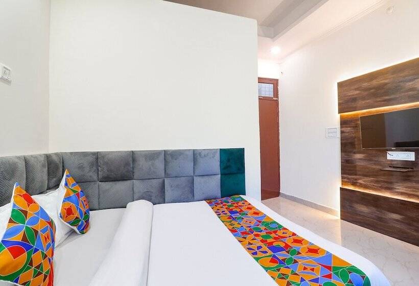 בית מלון כפרי Fabexpress Royal Villas