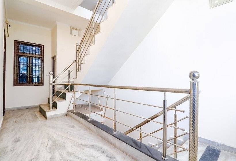 בית מלון כפרי Fabexpress Royal Villas