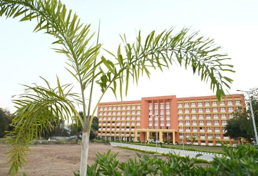 Fortune Statue Of Unity, Ekta Nagar Member Itc S Hotel Group