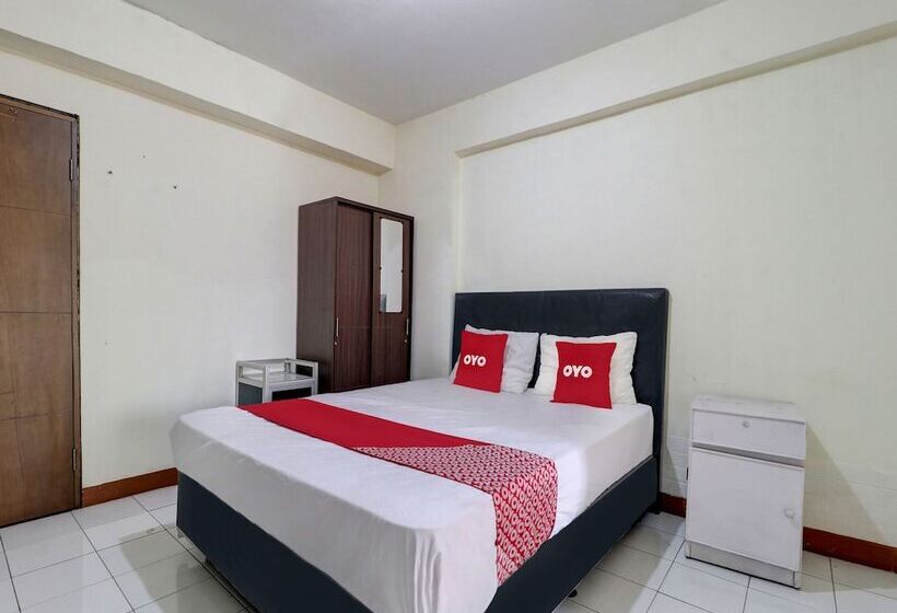 هتل Parquette 2br Gateway Ahmad Yani Cicadas Apartment