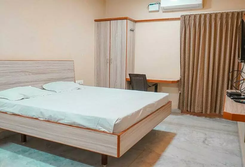 هتل S S Residency