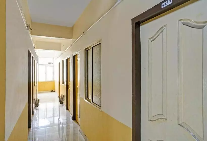 Hotelli Spot On Aiwa Residency