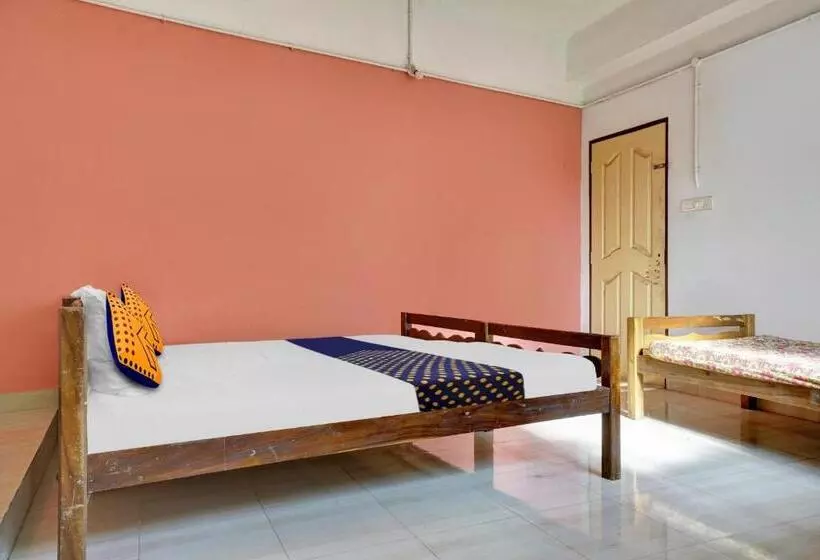 Hotelli Spot On Aiwa Residency