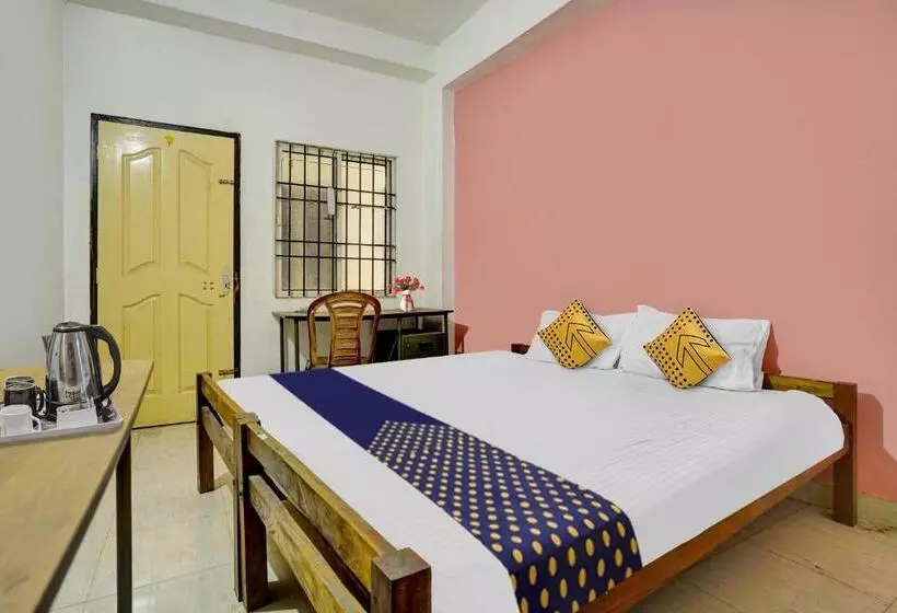 Hotelli Spot On Aiwa Residency