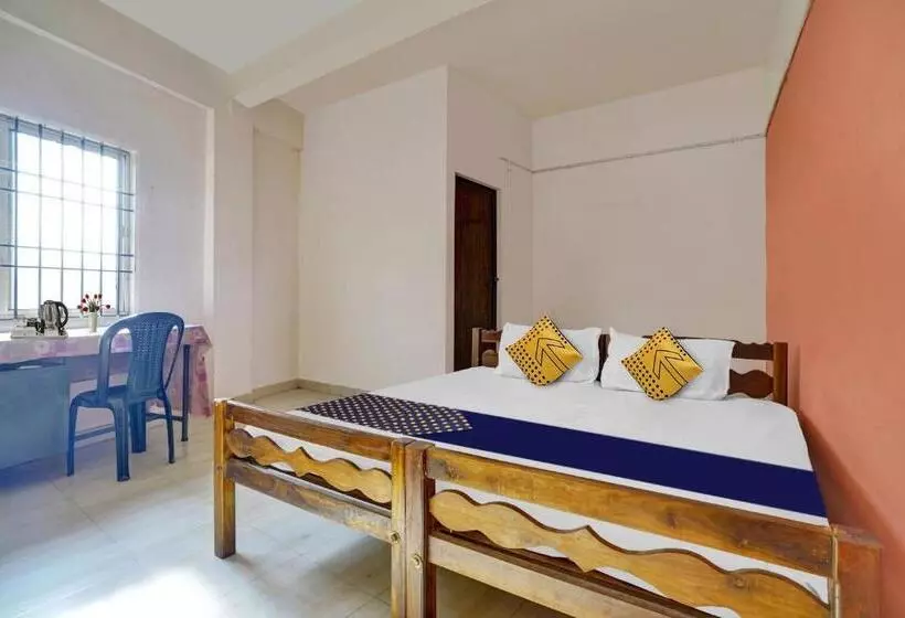 Hotelli Spot On Aiwa Residency