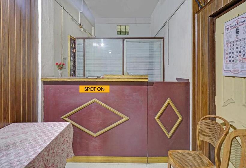 בית מלון כפרי Spot On Aiwa Residency