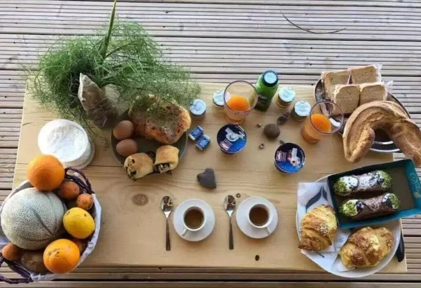 Hotelli Tendu  Punta Bianca Glamping Camp