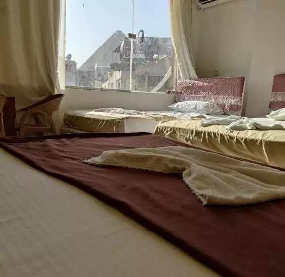 تختخواب و صبحانه Dream Pyramids View