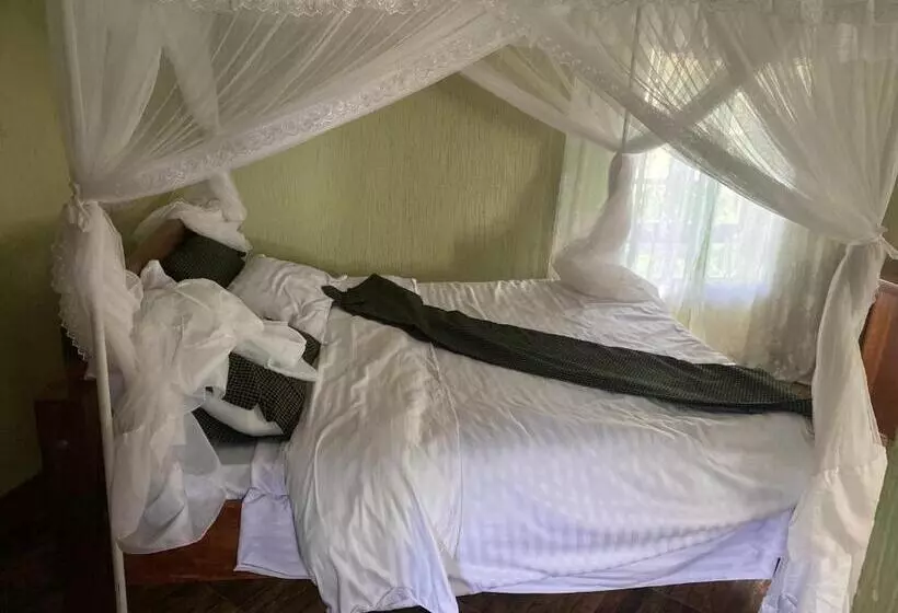 Aamiaismajoitus (B&B) Mwi Village House