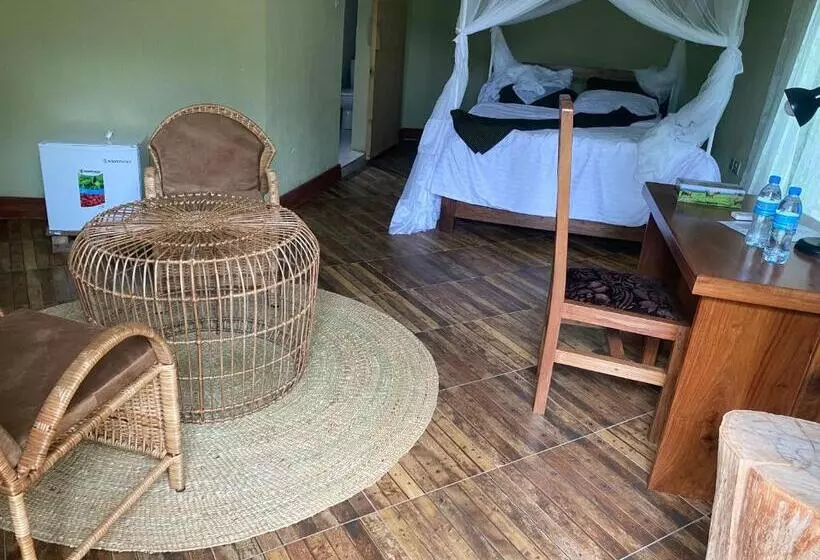 Aamiaismajoitus (B&B) Mwi Village House