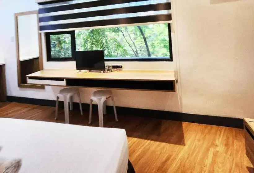 Boulevard Pension Hotel Cebu