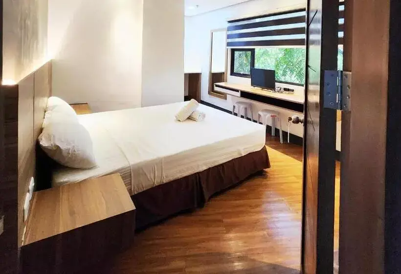 Boulevard Pension Hotel Cebu