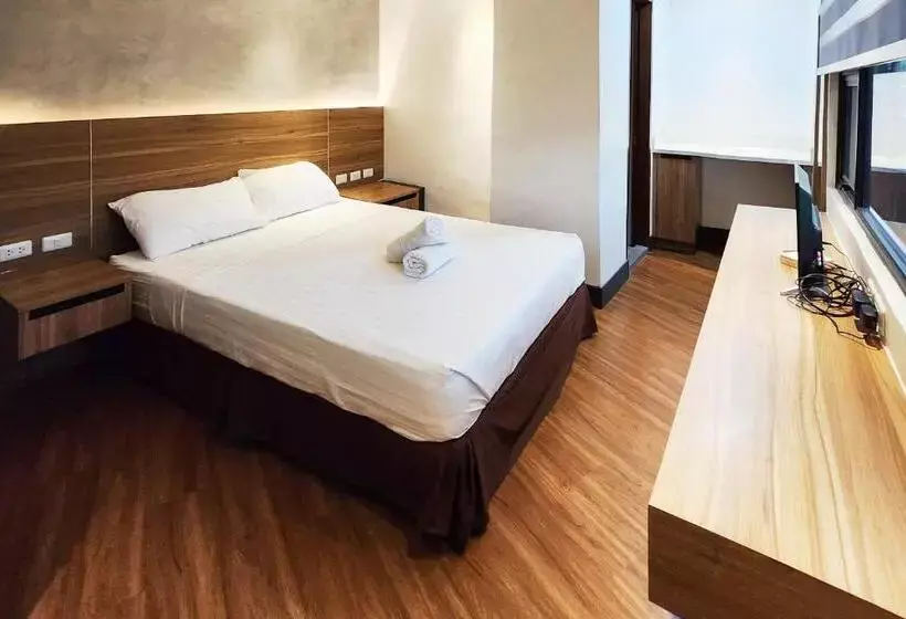 Boulevard Pension Hotel Cebu