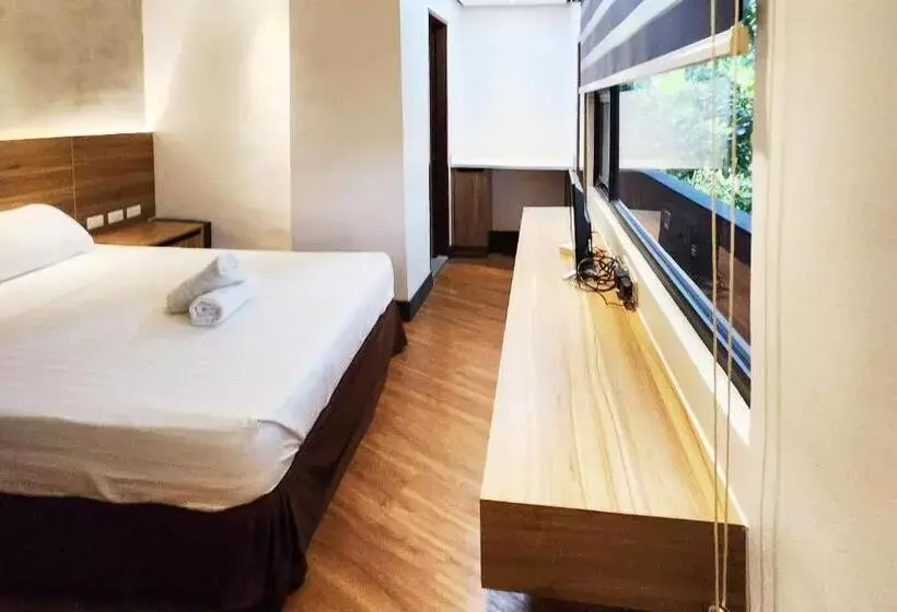Boulevard Pension Hotel Cebu