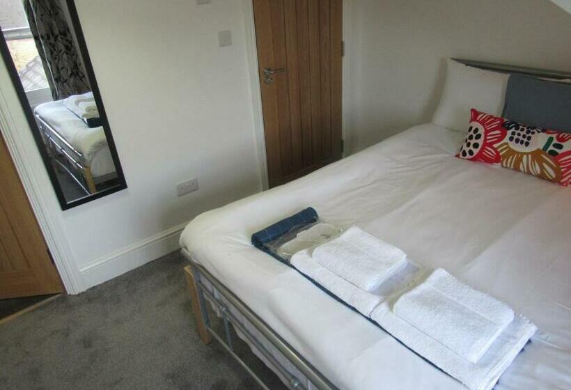 펜션 Cambridge Central Suites   Tas Accommodations