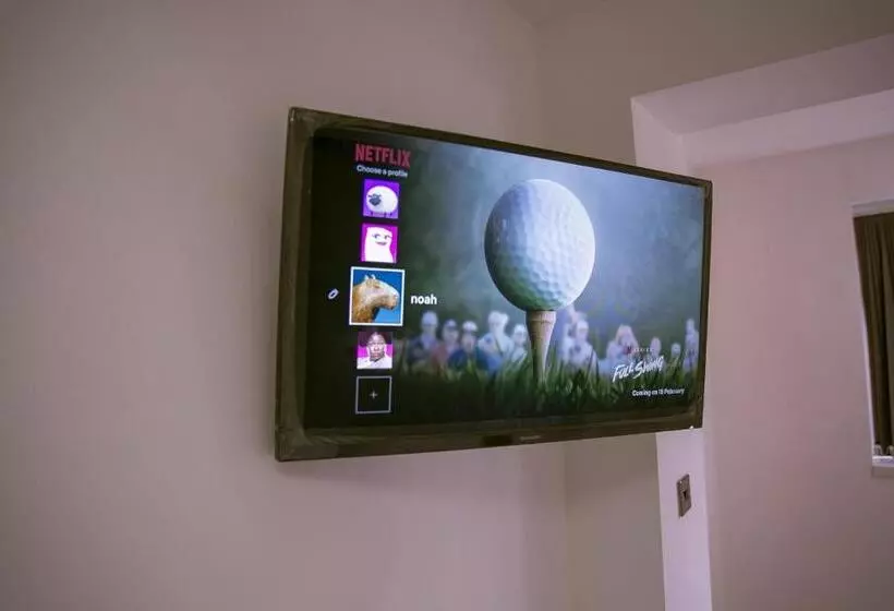 Majatalo Rostron House