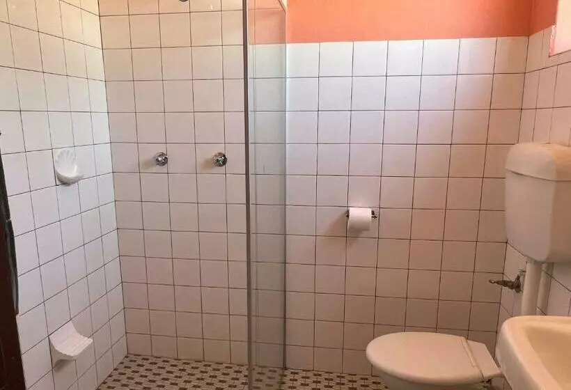 Pingelly Retreat Motel