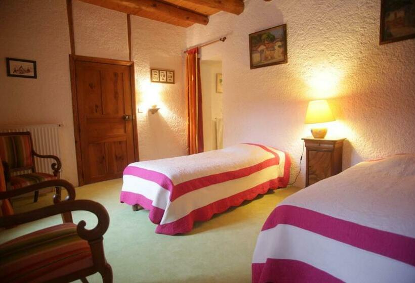 مبيت وإفطار Chez Caroline Chambres D Hôtes