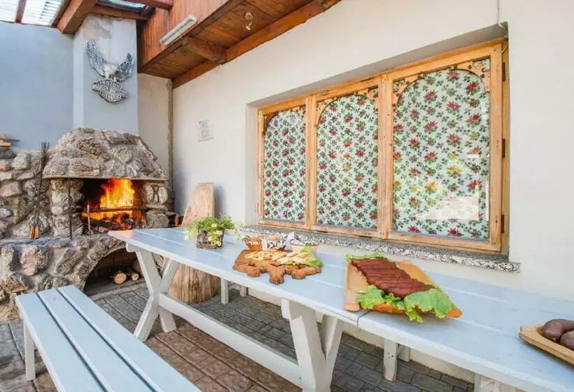 Aamiaismajoitus (B&B) Willa Dunajec