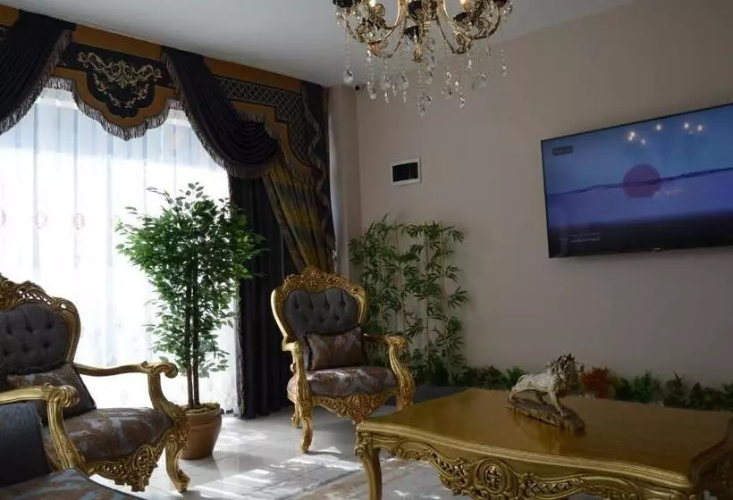 هتل Coisin Royal