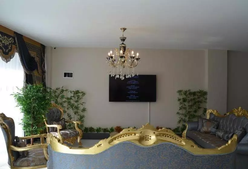 هتل Coisin Royal