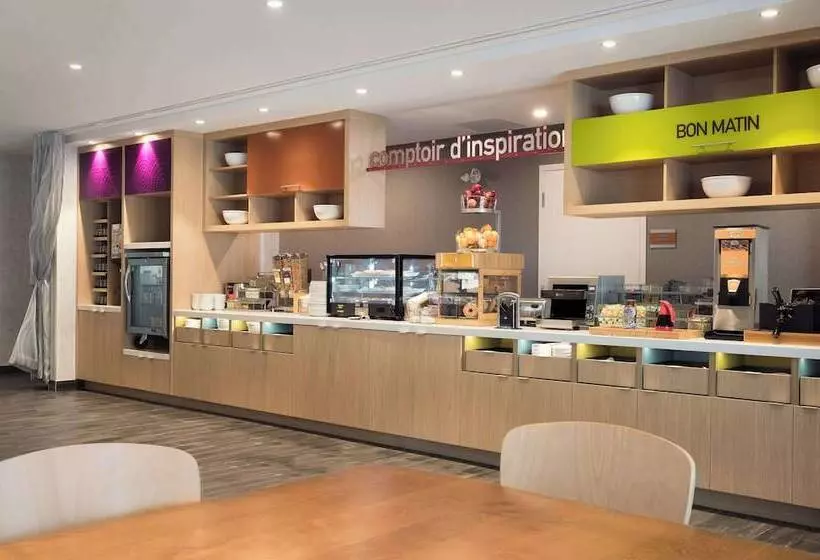هتل Home2 Suites By Hilton Quebec City