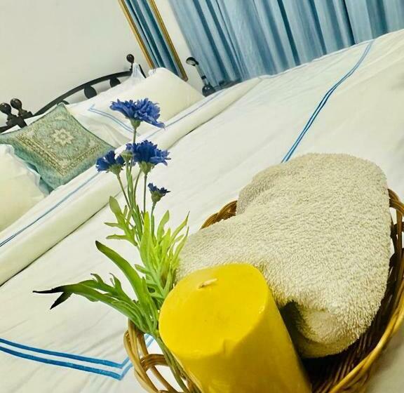 Пансион Sea Breeze Guest House Negombo