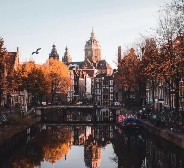 Aamiaismajoitus (B&B) Private And Chique Salon De Franz   With Large Terrace