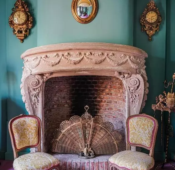 Aamiaismajoitus (B&B) Private And Chique Salon De Franz   With Large Terrace