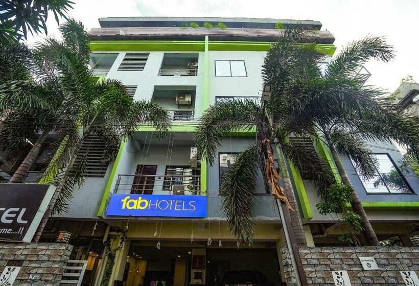 Hotel The Jk Opp. Railway Station