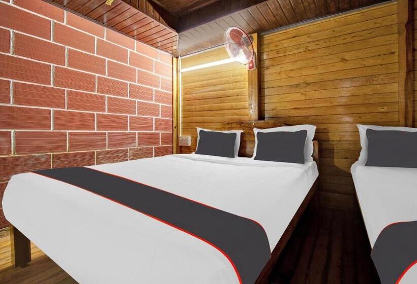 בית מלון כפרי Collection O Coorg Fish Land Water Park Stay