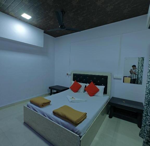 בית מלון כפרי Moonshine Villa