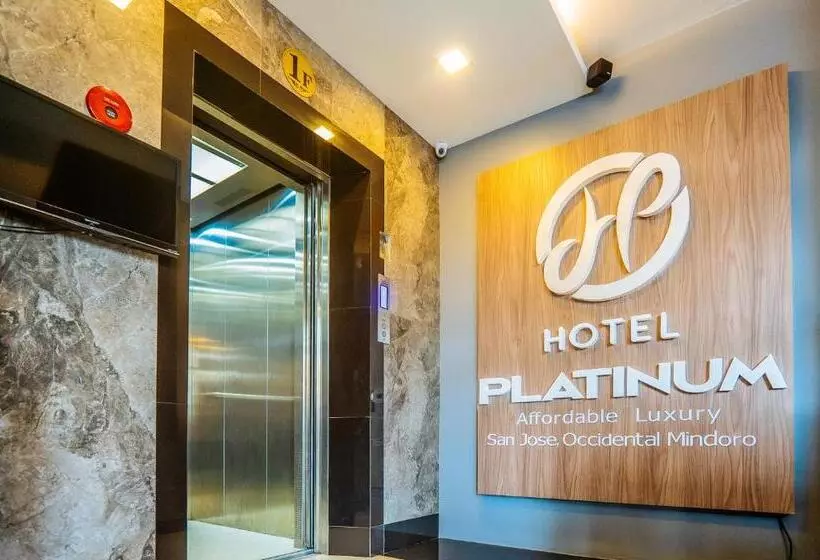 Reddoorz Plus @ Hotel Platinum Occidental Mindoro