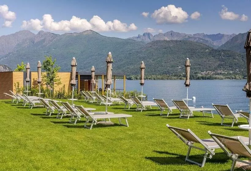 Lago Maggiore Bay