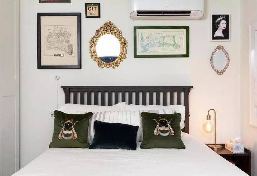 ペンション The Cozy Yellow Cottage In Dilworth